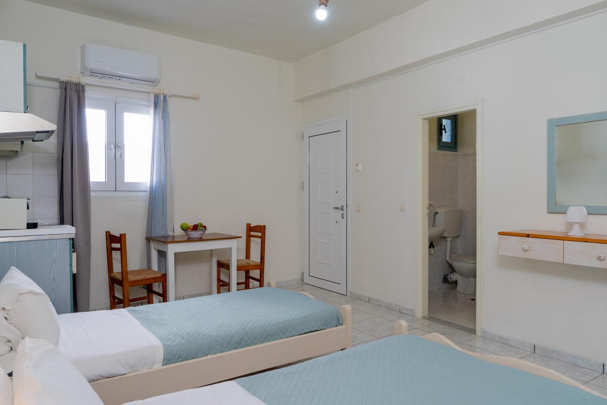 Giant Woman Apartment ชูสท์ซูโรส ภายนอก รูปภาพ