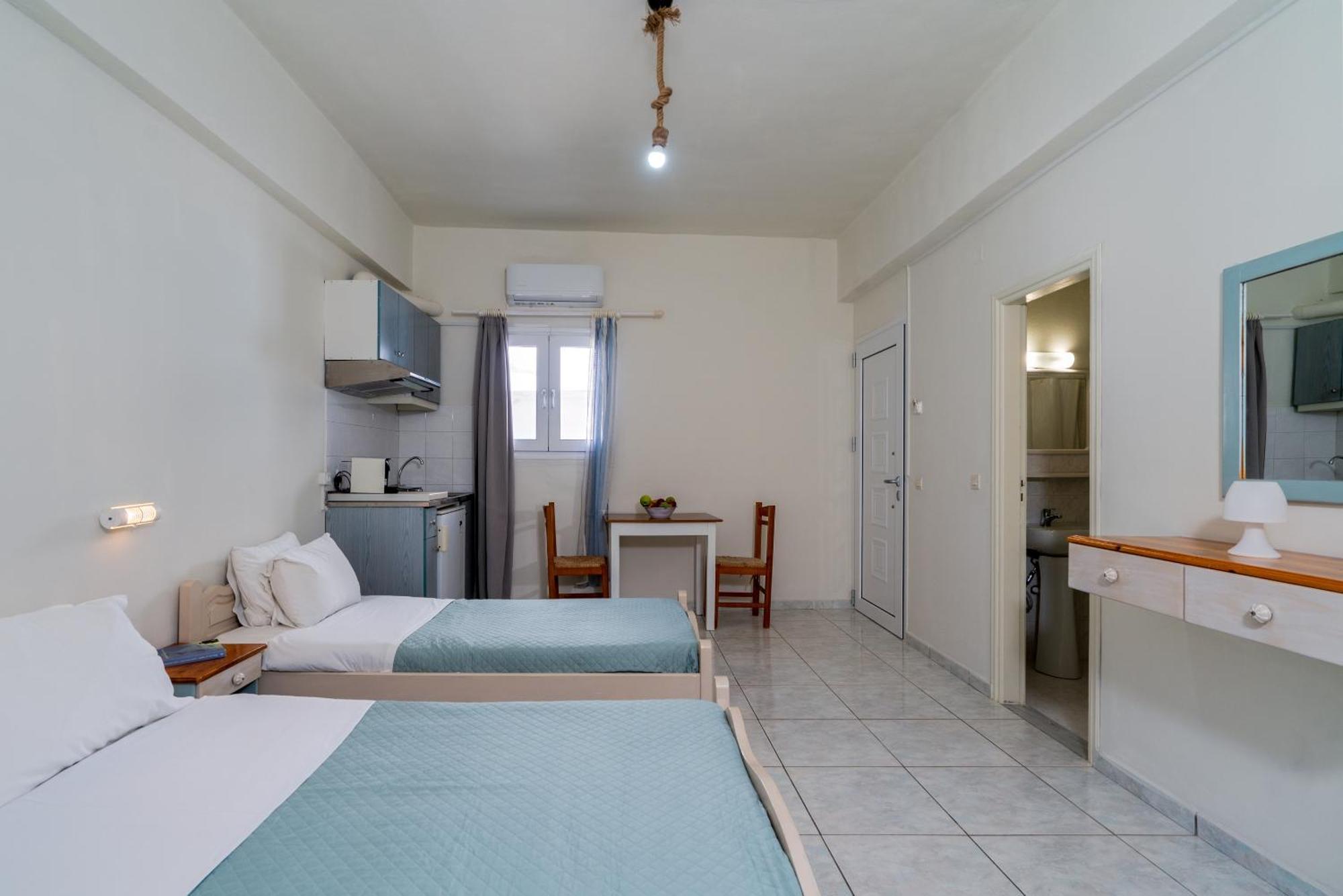 Giant Woman Apartment ชูสท์ซูโรส ภายนอก รูปภาพ